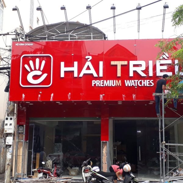 Bảng hiệu hộp đèn