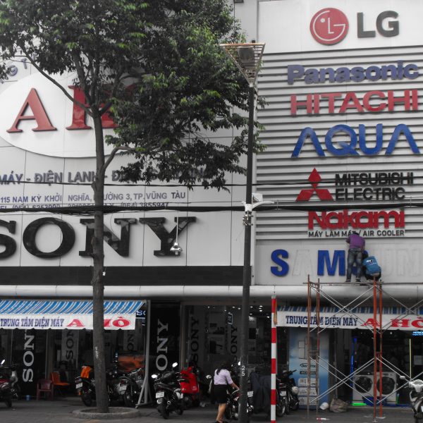 Chữ nổi mica inox